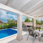 Villa Delijamo *