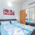 Delijamo Villa *
